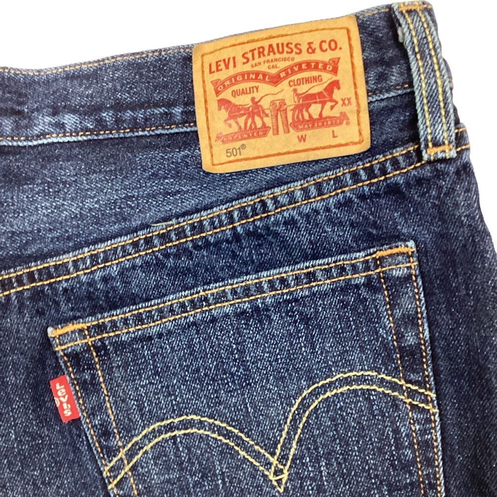 Free People // Levi’s 501 Cutoff Denim Shorts Blue - Picture 6 of 12